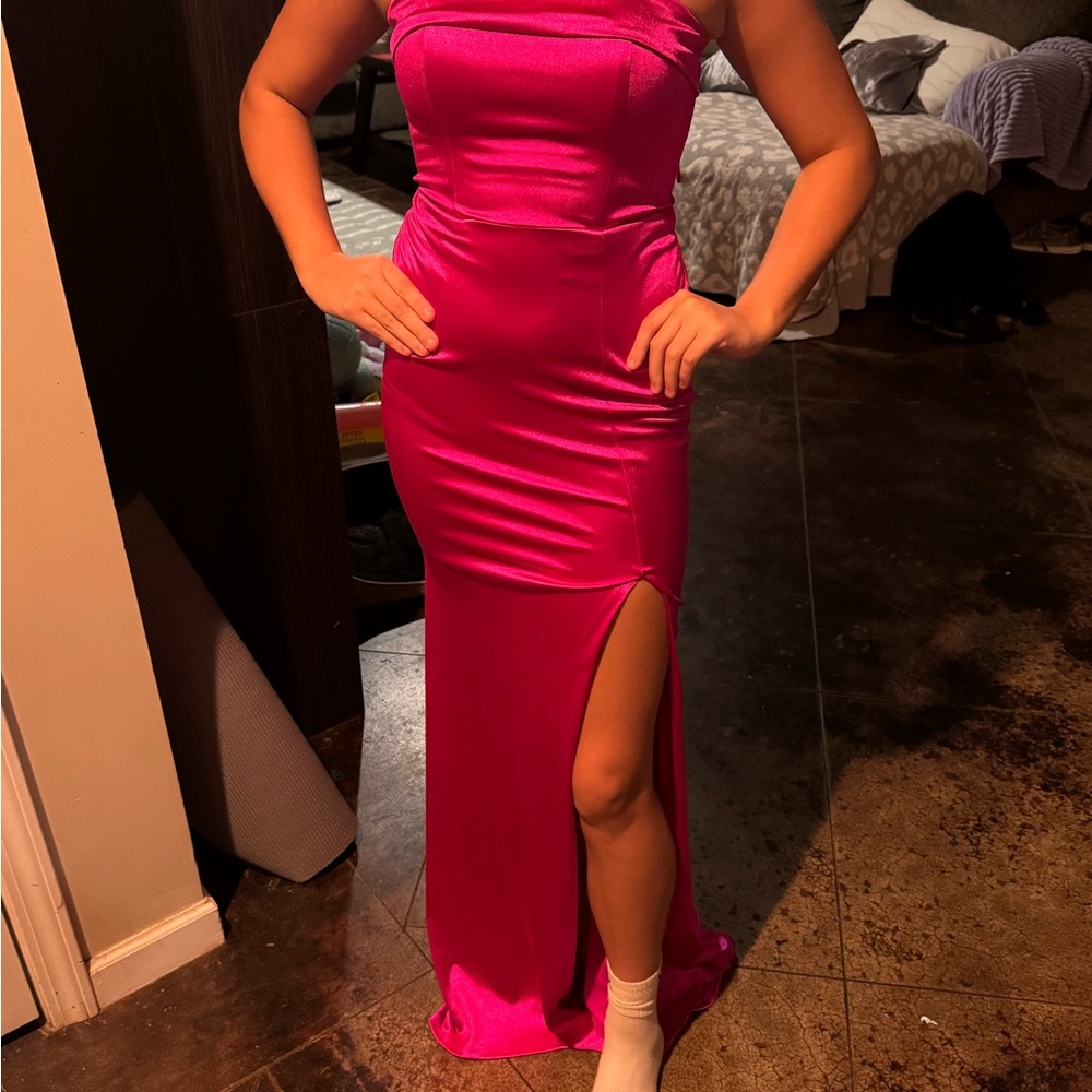 Elegant Pink Evening Gown